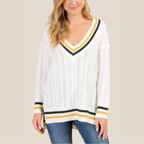 H&M Divided V Neck cable knit ivory oversized preppy sweater size Small - Picture 1 of 7